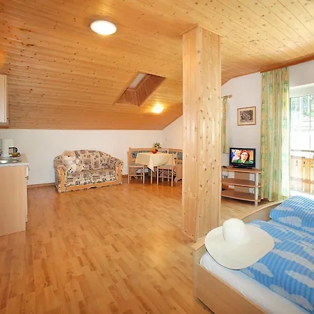 Hotel apartamentowy St Konstantin *